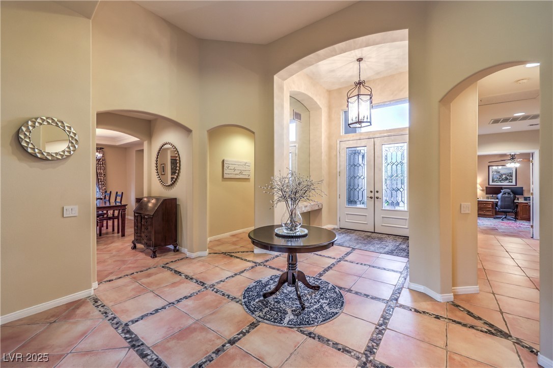 9733 Plateau Heights Place Property Photo 8