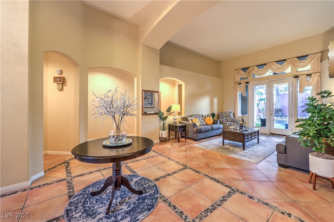 9733 Plateau Heights Place Property Photo 9