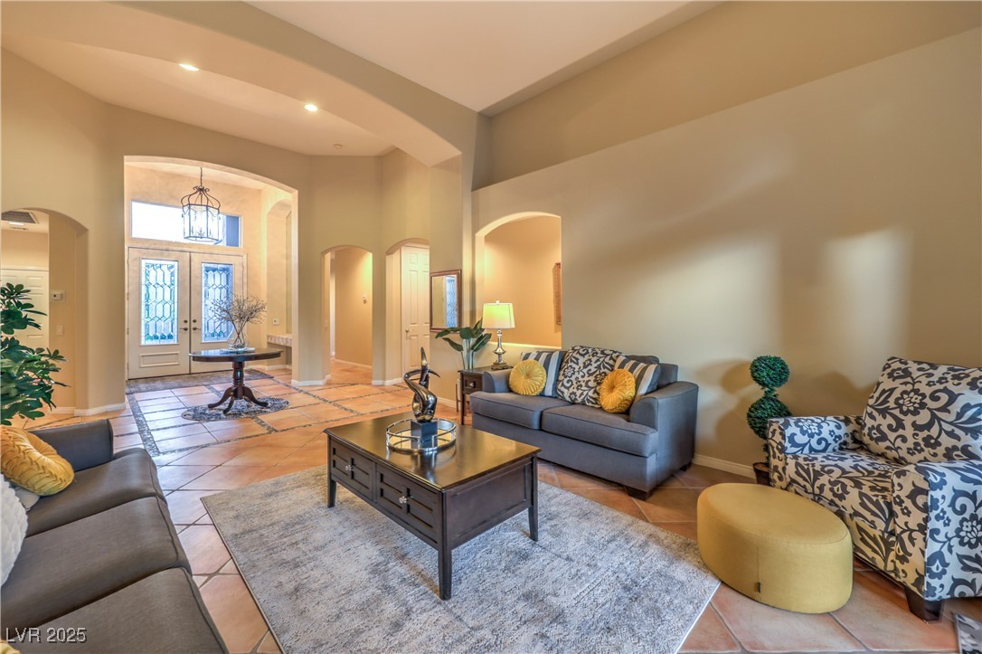 9733 Plateau Heights Place Property Photo 10