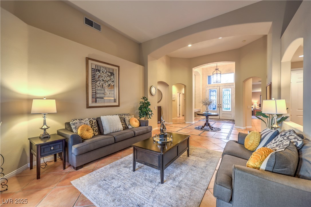 9733 Plateau Heights Place Property Photo 11