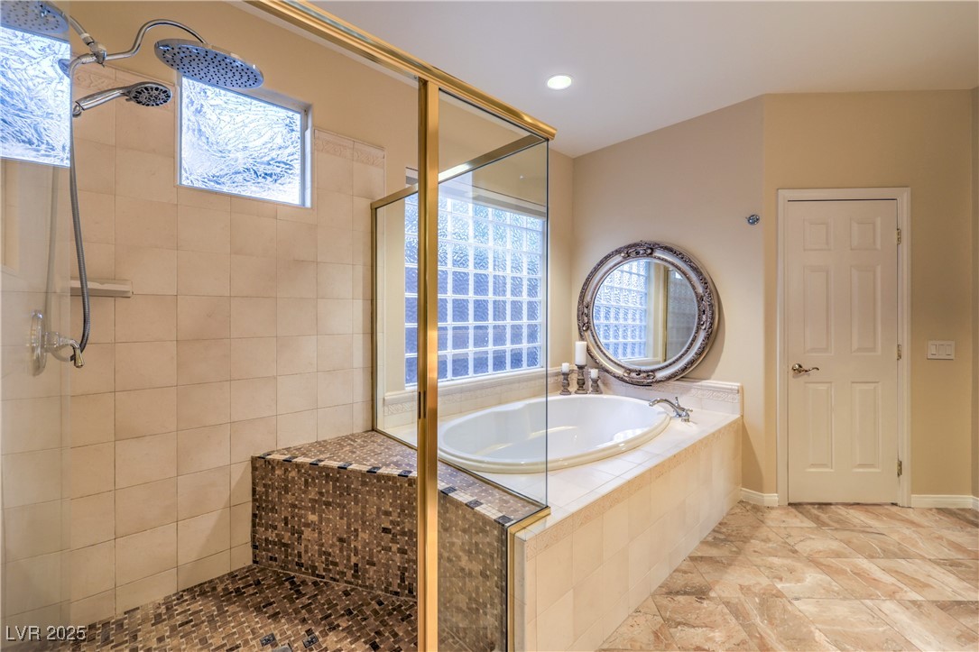 9733 Plateau Heights Place Property Photo 26