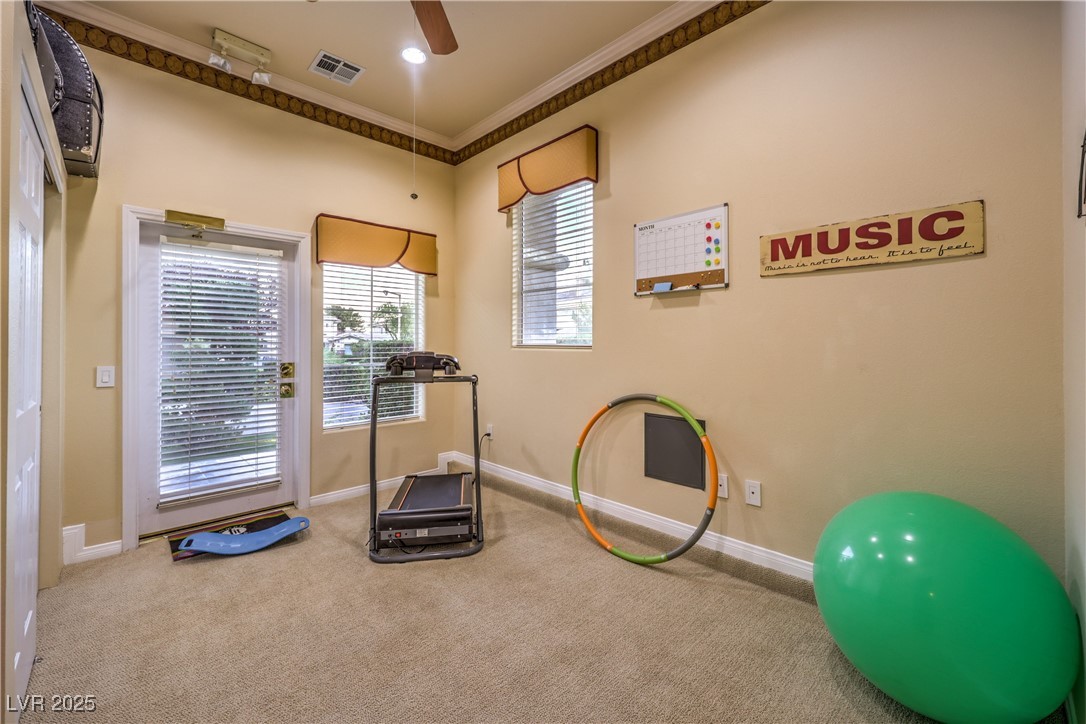 9733 Plateau Heights Place Property Photo 32