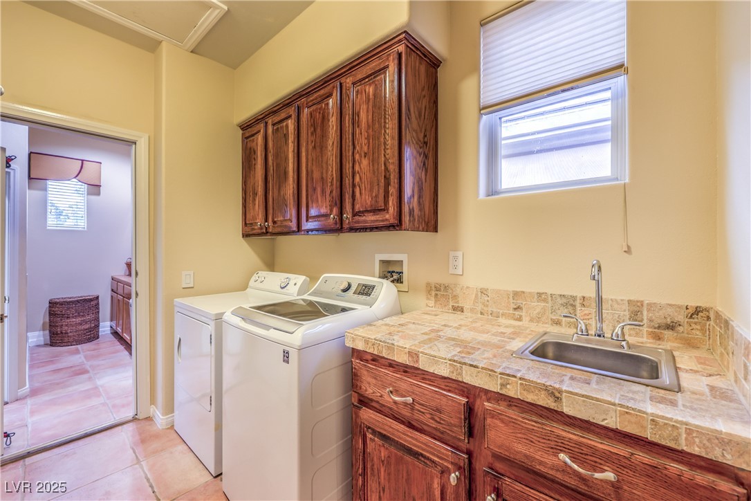 9733 Plateau Heights Place Property Photo 34