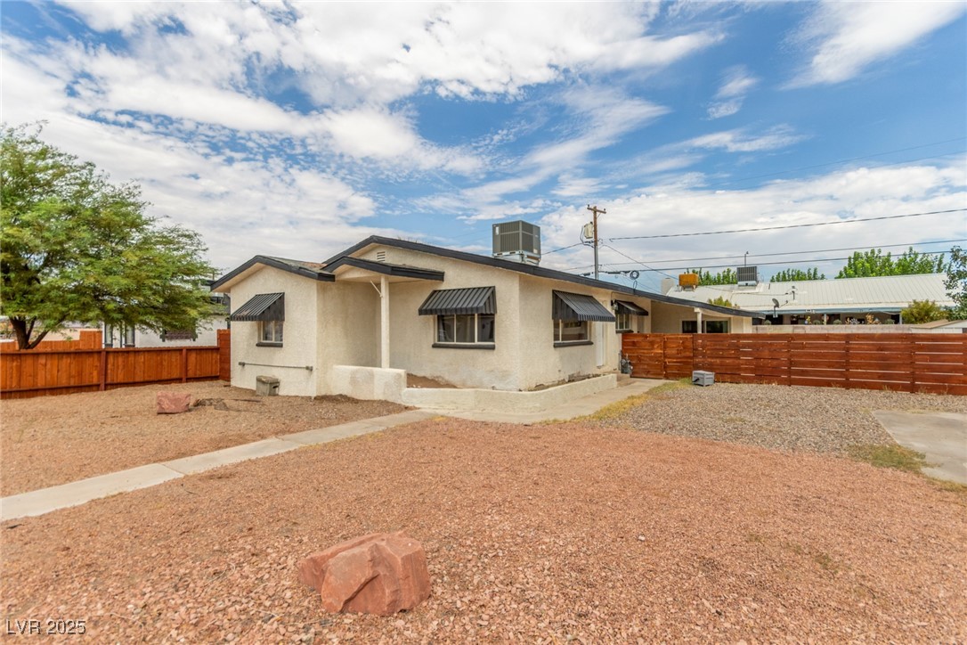 1832 Merze Avenue Property Photo