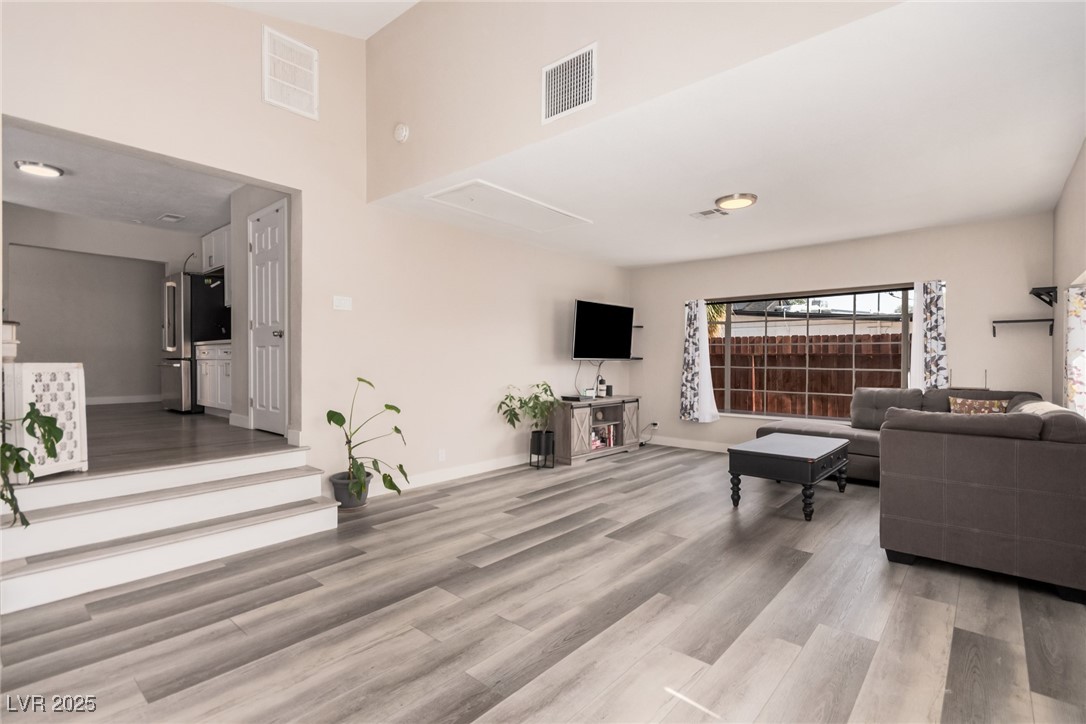 1832 Merze Avenue Property Photo 2