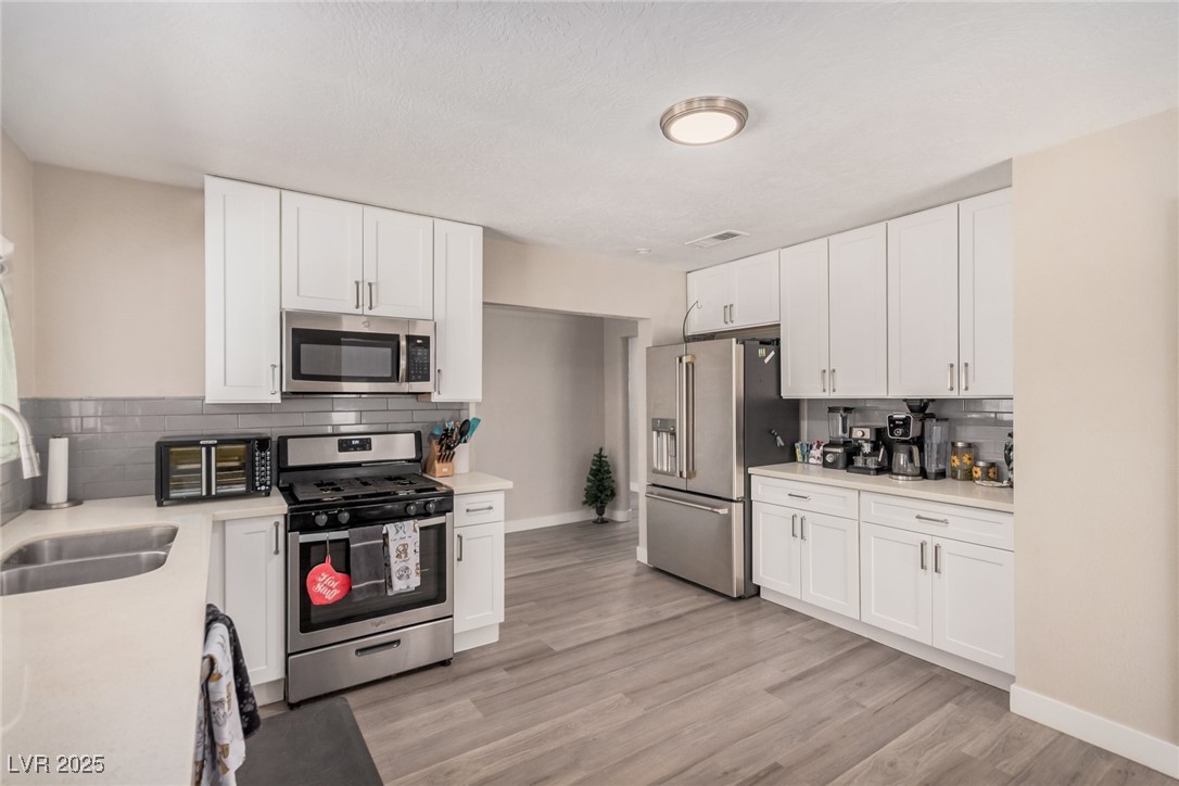 1832 Merze Avenue Property Photo 12