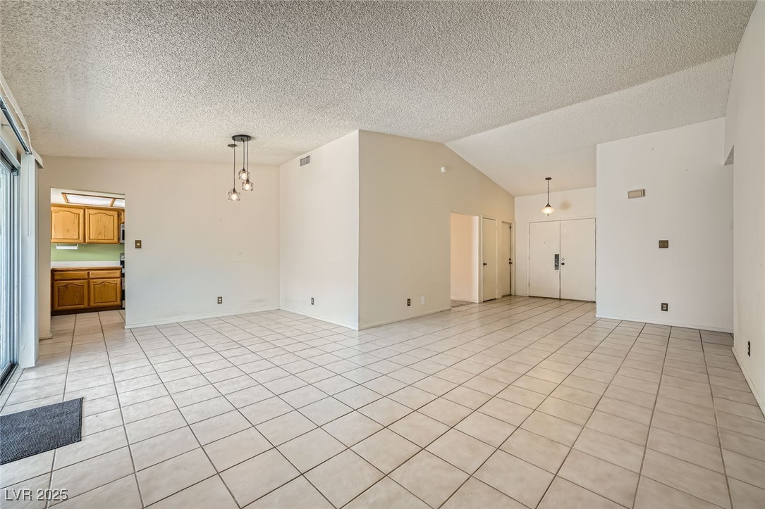 416 Lindy Drive Property Photo 5
