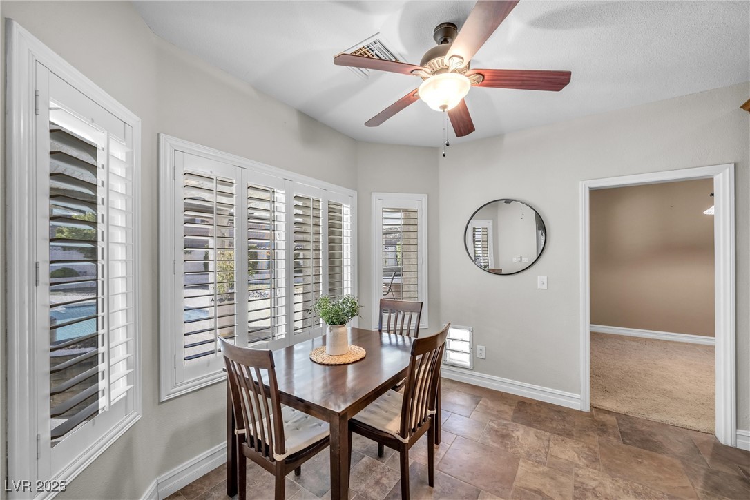 9435 Westwind Road Property Photo 15