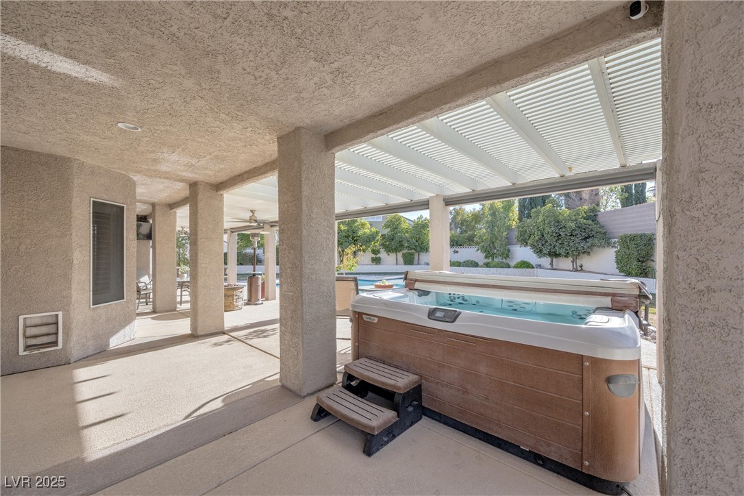 9435 Westwind Road Property Photo 49