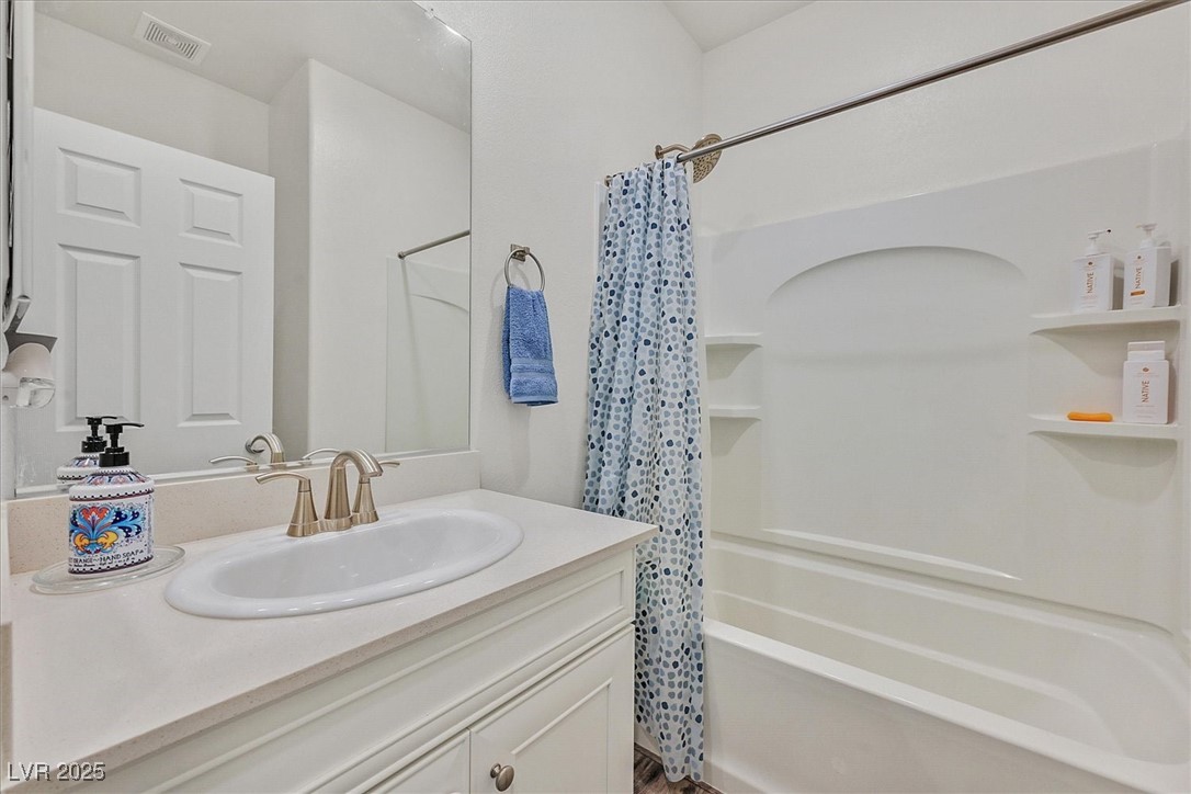 8011 Cavazzo Avenue Property Photo 26