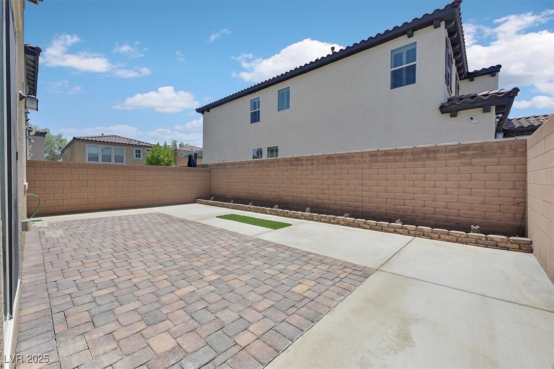 8011 Cavazzo Avenue Property Photo 28