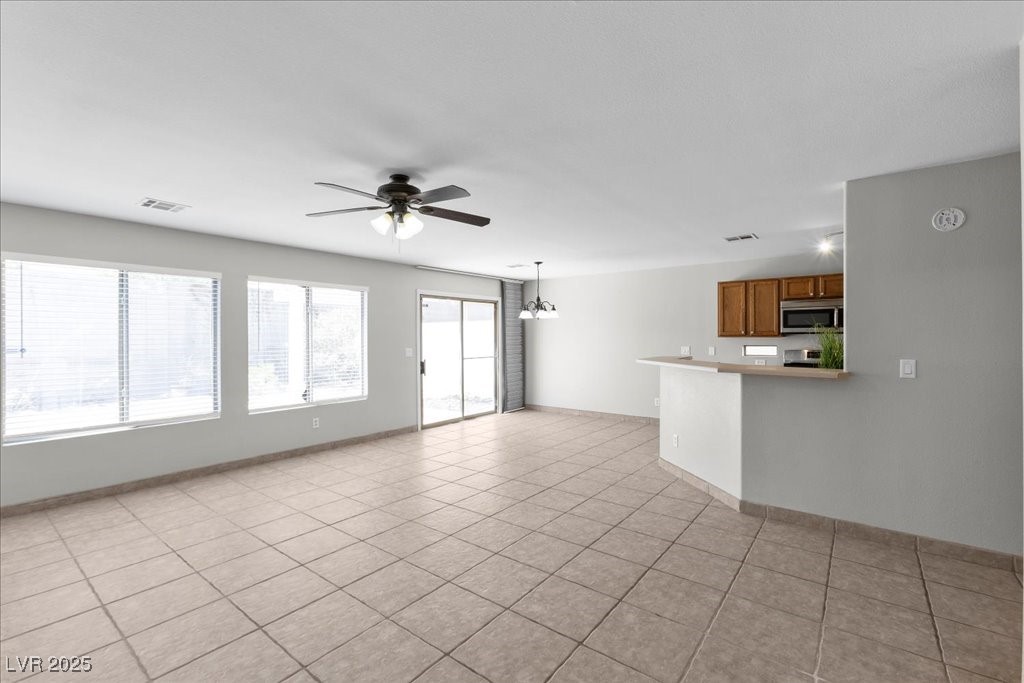 9625 Gatesville Avenue Property Photo 11