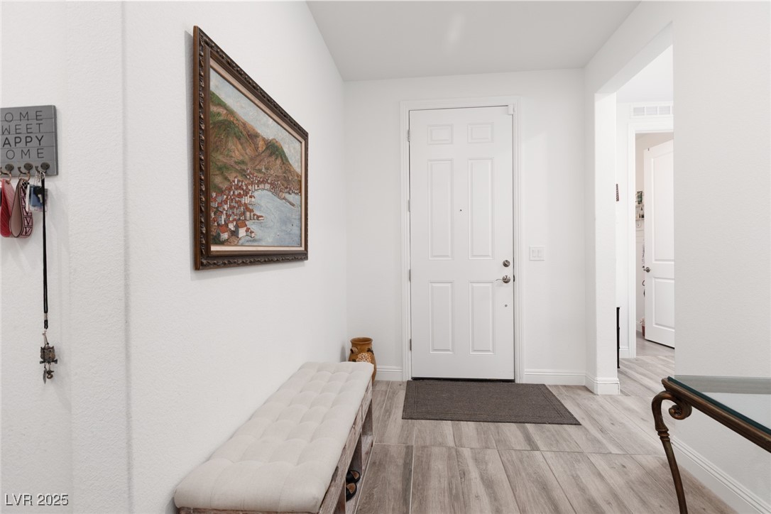 10935 Gardenova Avenue Property Photo 12