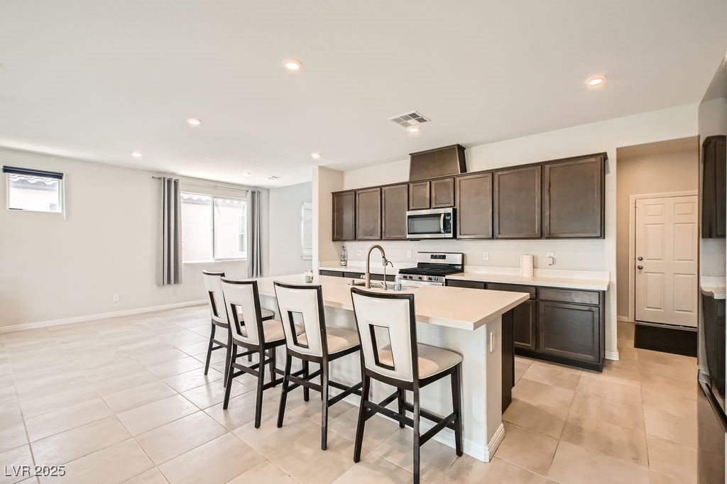 5660 Oasis Ridge Street Property Photo 10