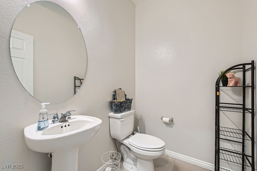 5660 Oasis Ridge Street Property Photo 12