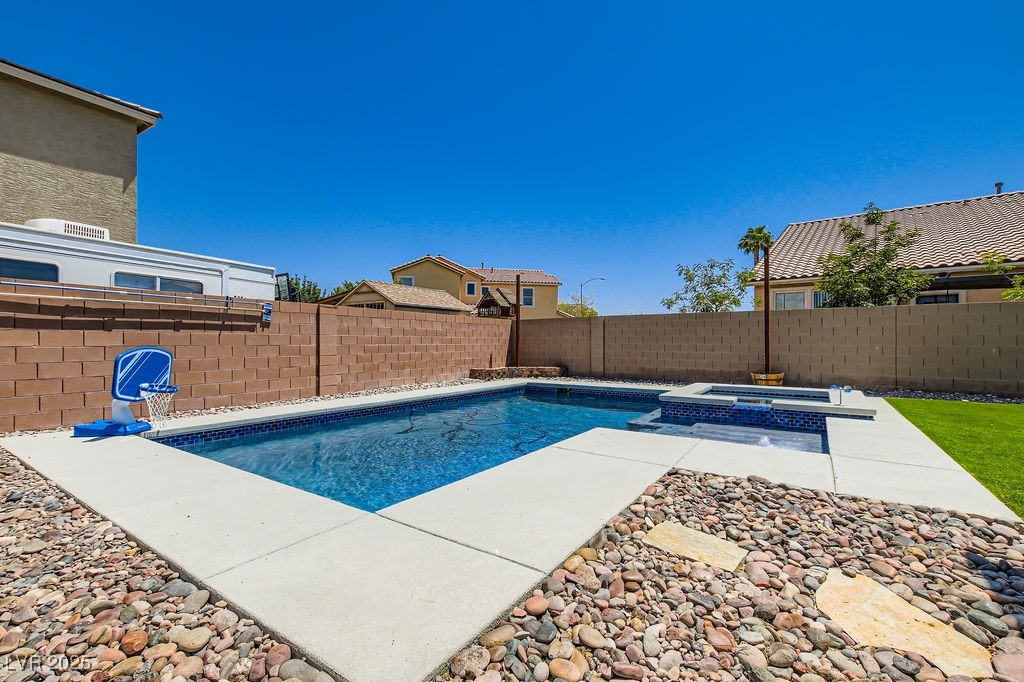 5660 Oasis Ridge Street Property Photo 29