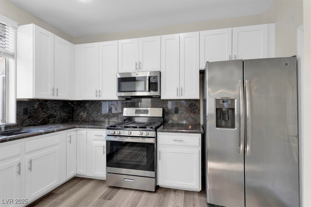 6909 Fruit Flower Avenue Property Photo 16