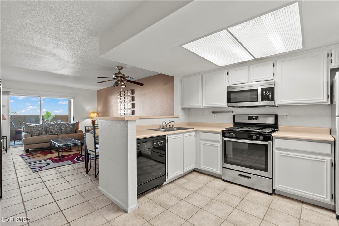 8070 West Russell Road 1023 Property Photo 1