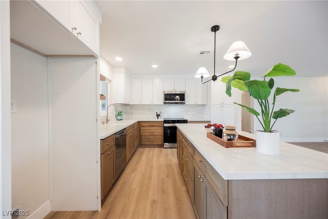 617 6th Street Property Photo 1