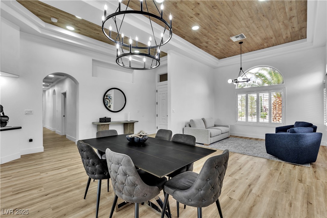 9513 Villa Ridge Drive Property Photo 16