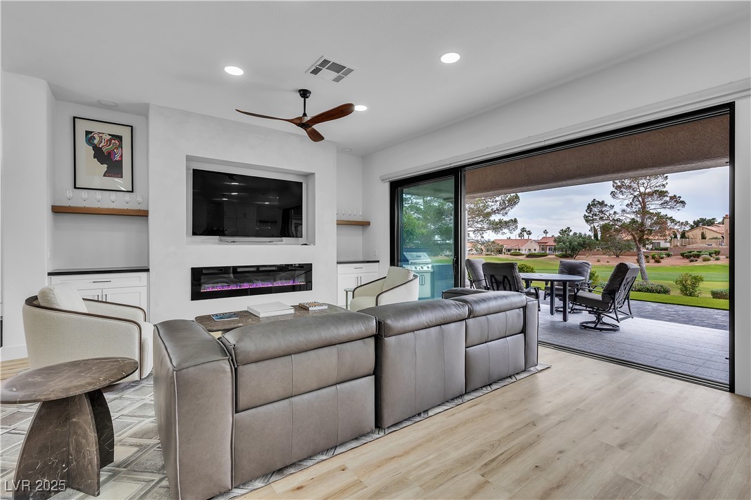 9513 Villa Ridge Drive Property Photo 68