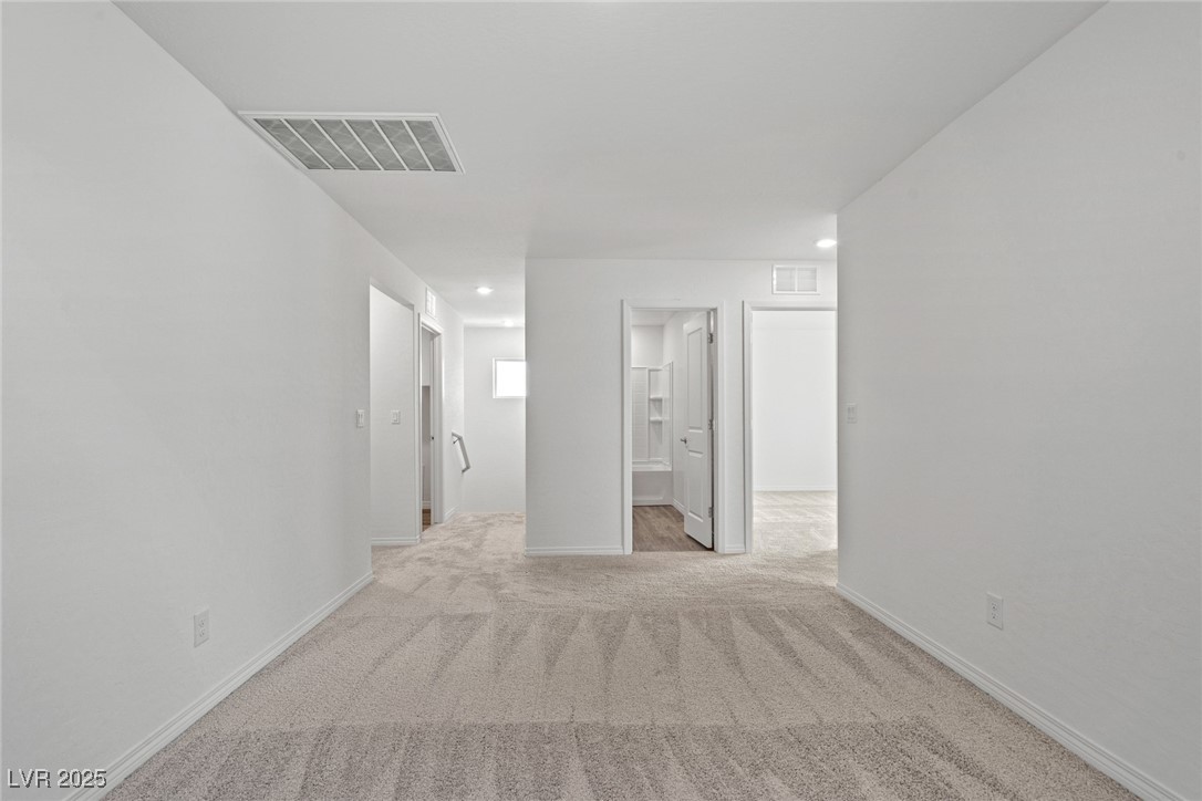 4253 Gold Desert Street Property Photo 6