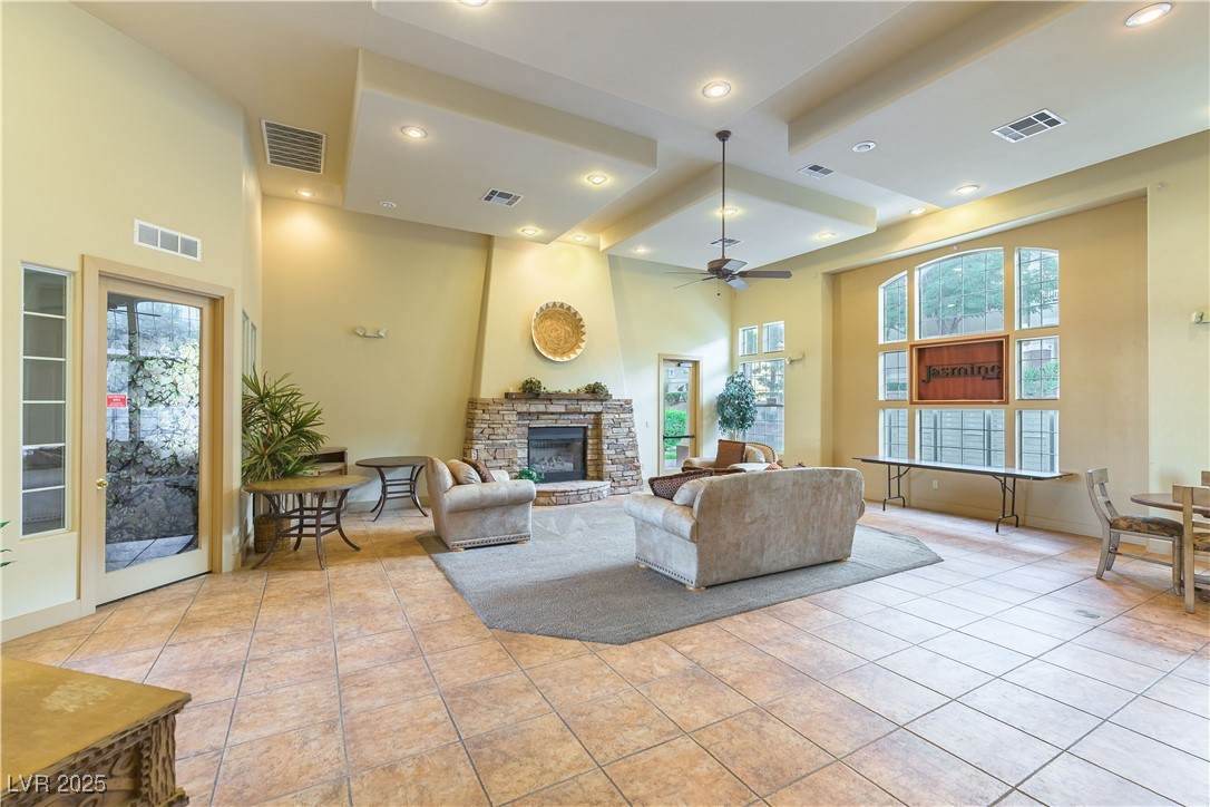 5855 Valley Drive 2145 Property Photo 3