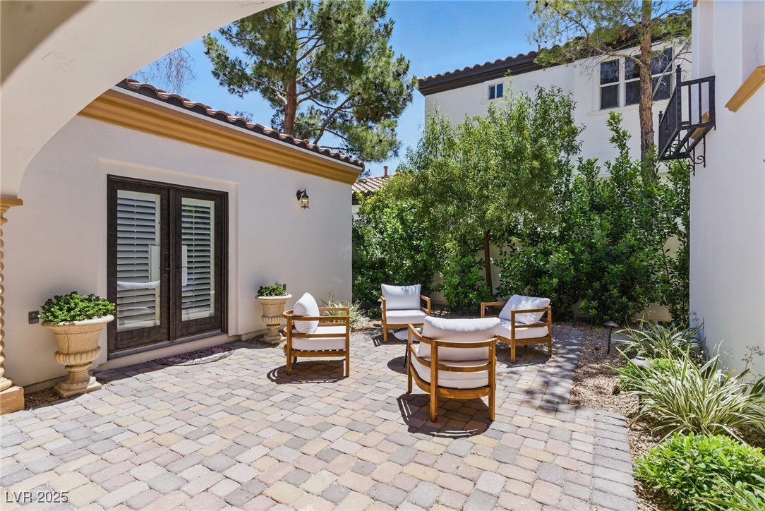 11775 Woodbrook Court Property Photo 33