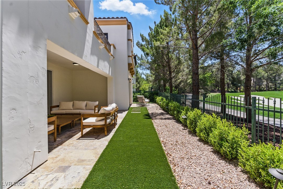 11775 Woodbrook Court Property Photo 40
