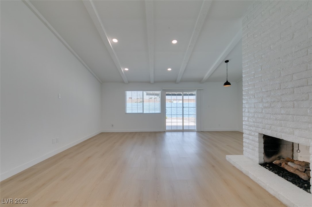 1852 East Viking Road Property Photo 3