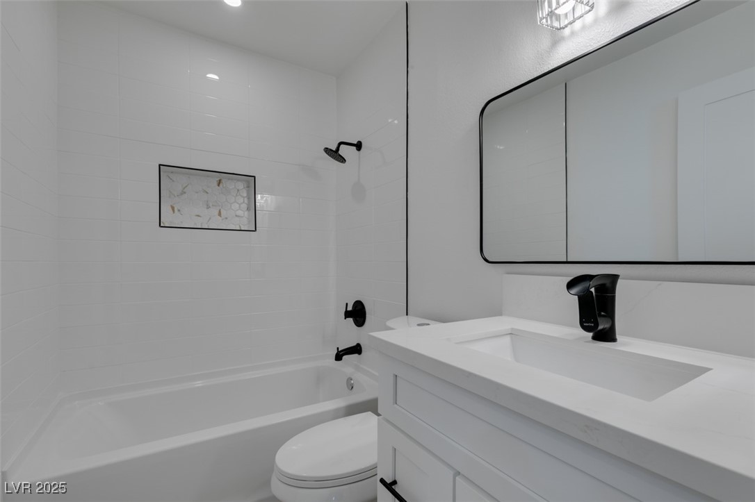1852 East Viking Road Property Photo 18