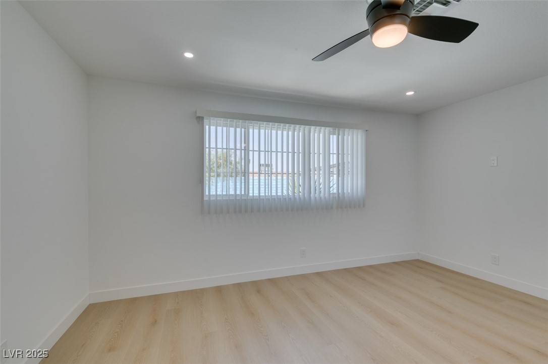 1852 East Viking Road Property Photo 20