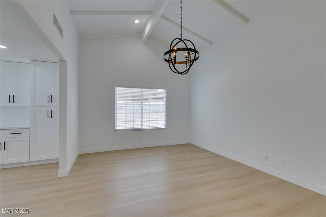 1852 East Viking Road Property Photo 32