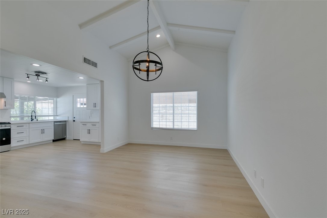 1852 East Viking Road Property Photo 33