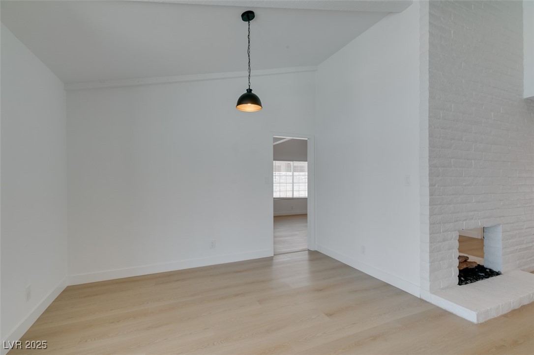 1852 East Viking Road Property Photo 36