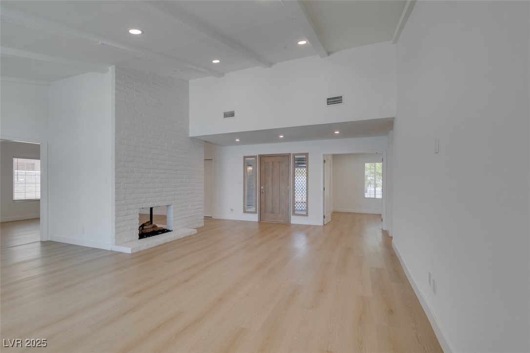 1852 East Viking Road Property Photo 40