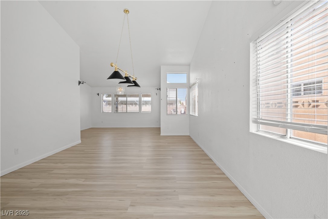 920 Serpentina Avenue Property Photo 4