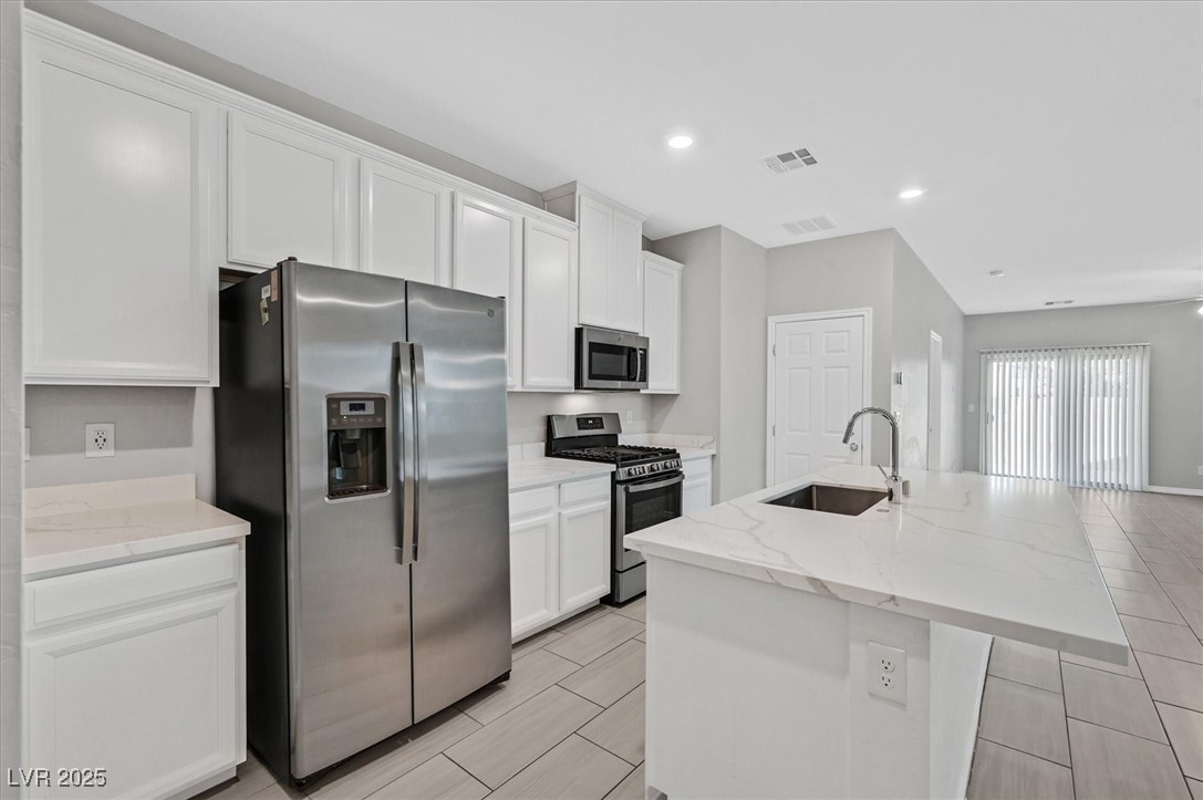 1005 Edel Hest Avenue Property Photo 7