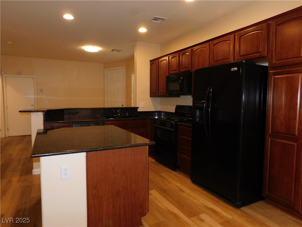 5419 Railroad River Avenue Property Photo 14