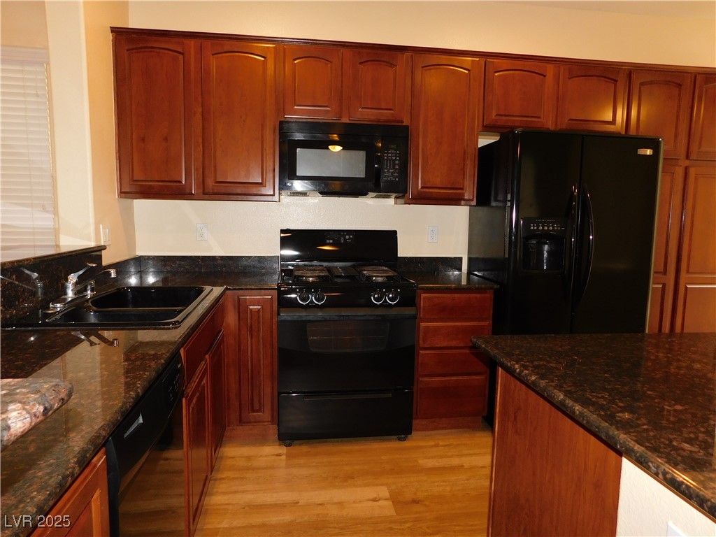5419 Railroad River Avenue Property Photo 16