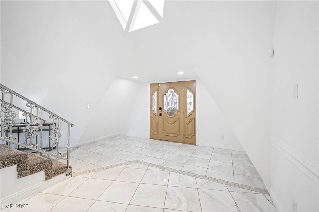 7215 Ullom Drive Property Photo 12