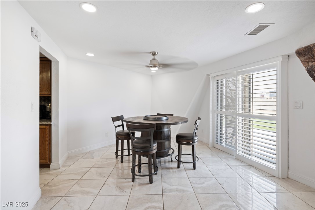 7215 Ullom Drive Property Photo 18