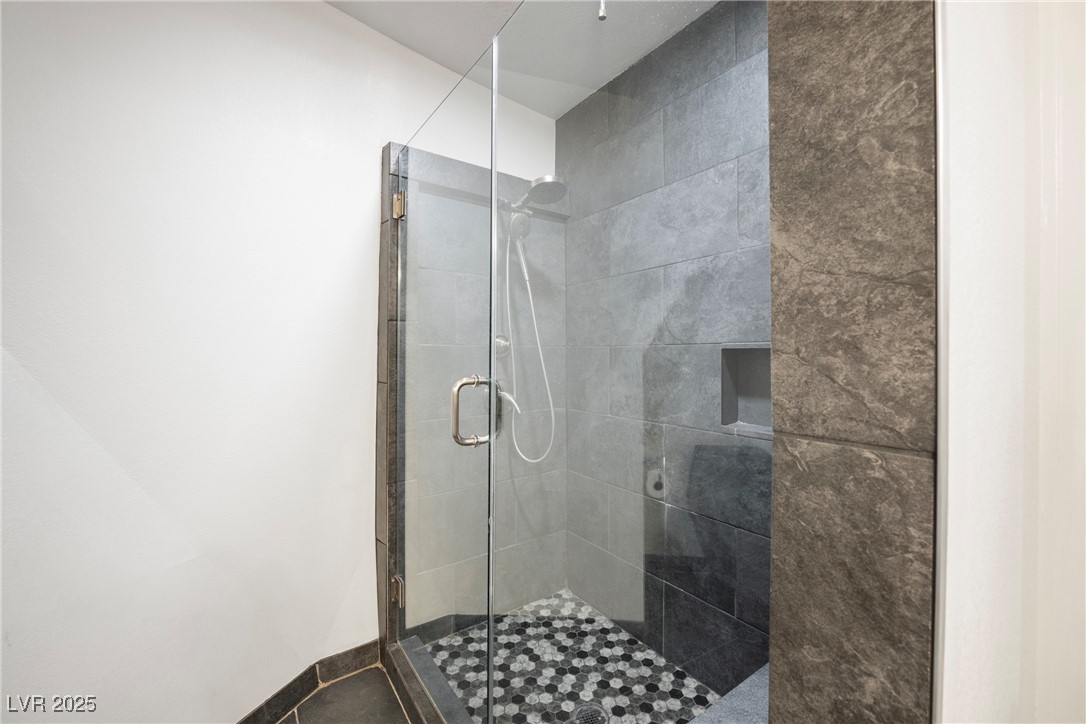 7215 Ullom Drive Property Photo 26