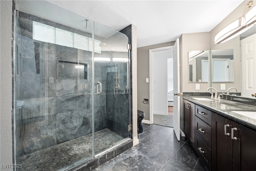 7215 Ullom Drive Property Photo 30