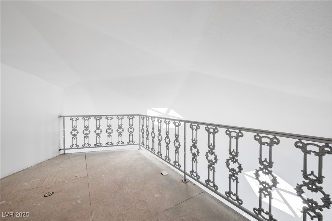 7215 Ullom Drive Property Photo 31