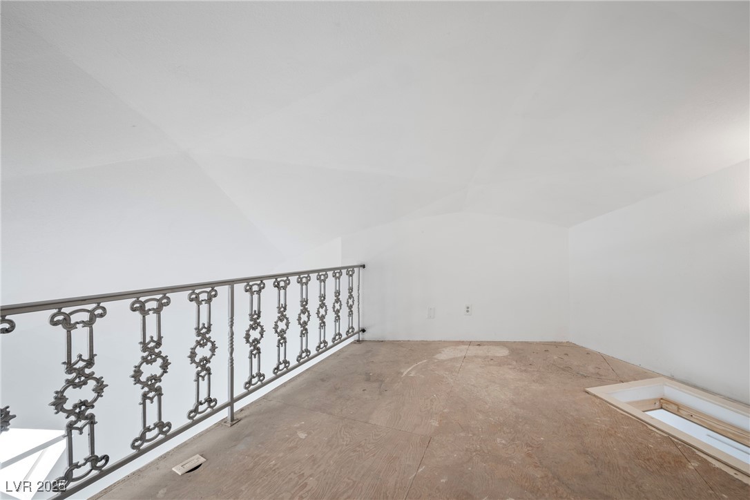 7215 Ullom Drive Property Photo 32