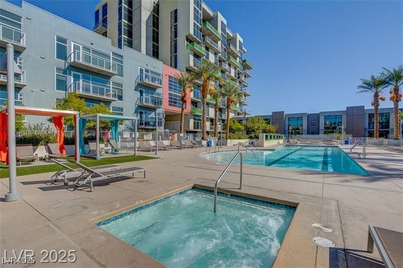 2696438 Property Photo 1