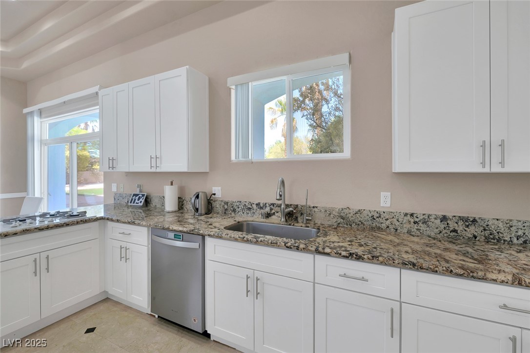 2209 Purple Majesty Court Property Photo 18