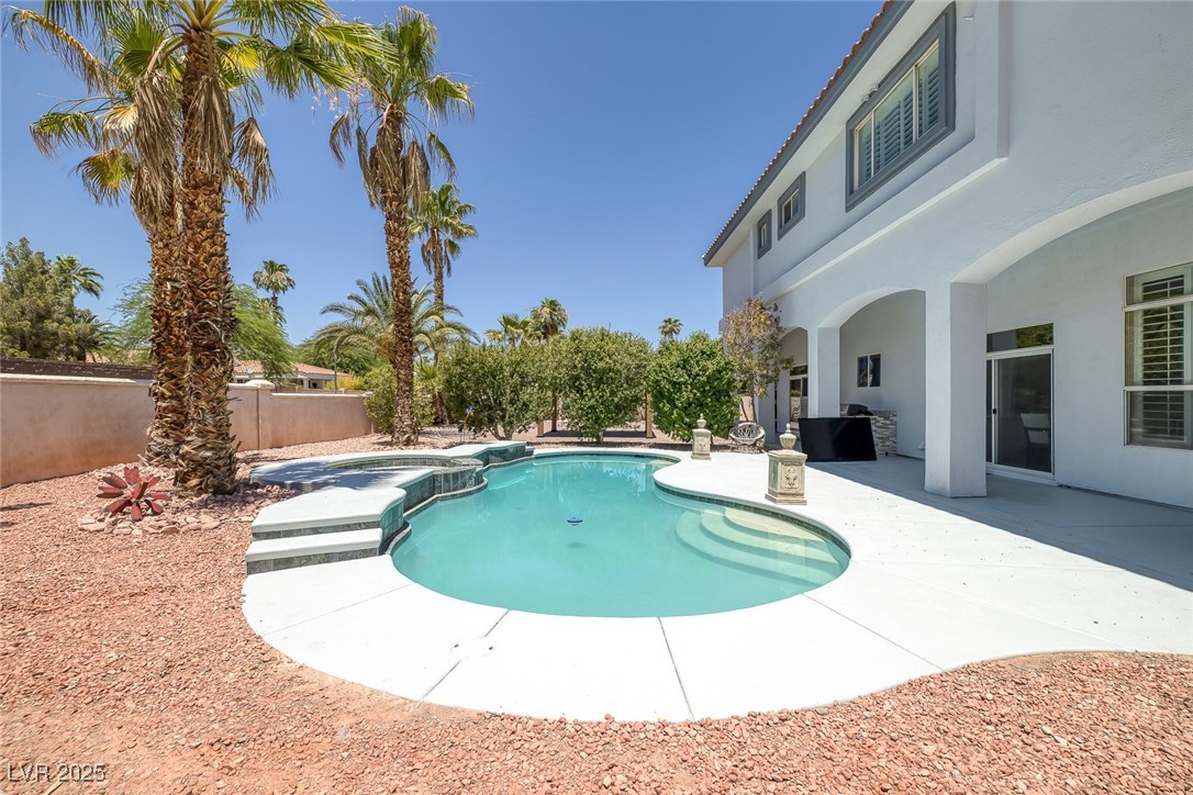 2209 Purple Majesty Court Property Photo 48