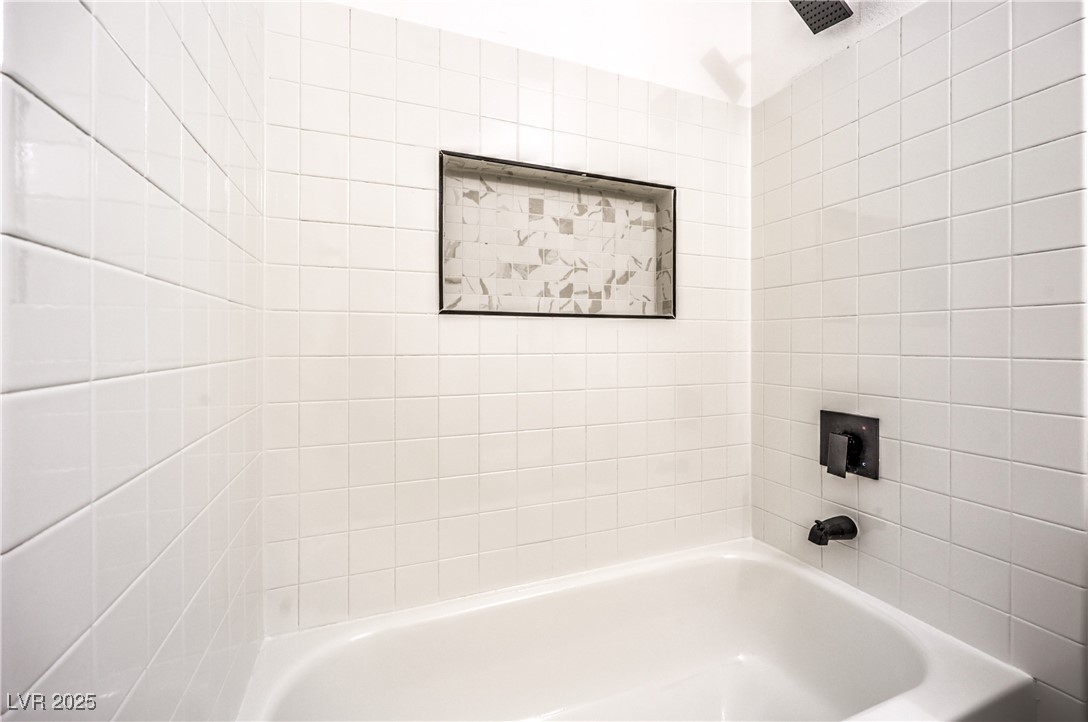 410 Aloha Drive Property Photo 32